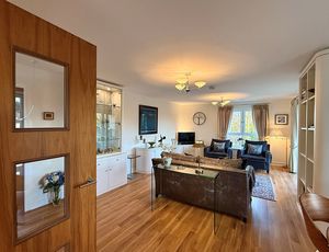 Photo 8- click for photo gallery